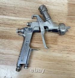 ANEST IWATA LPH400-LV4 Extreme Series HVLP Gravity Feed Spray Gun 400LV 1.2 A