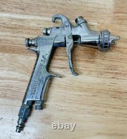 ANEST IWATA LPH400-LV4 Extreme Series HVLP Gravity Feed Spray Gun 400LV 1.5 B