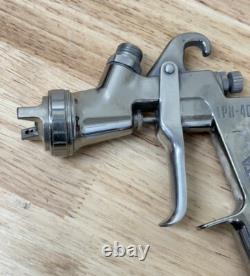 ANEST IWATA LPH400-LV4 Extreme Series HVLP Gravity Feed Spray Gun 400LV 1.5 C