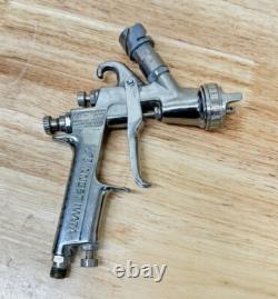 ANEST IWATA LPH400-LV4 Extreme Series HVLP Gravity Feed Spray Gun 400LV 1.5 E