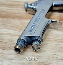 ANEST IWATA LPH400-LV4 Extreme Series HVLP Gravity Feed Spray Gun 400LV 1.5 F