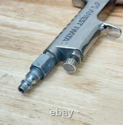 ANEST IWATA LPH400-LV4 Extreme Series HVLP Gravity Feed Spray Gun 400LV 1.5 H