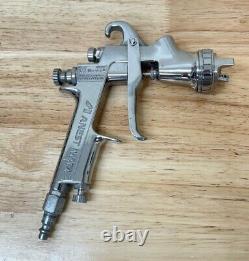 ANEST IWATA LPH400-LV4 Extreme Series HVLP Gravity Feed Spray Gun 400LV 1.5 J