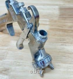 ANEST IWATA LPH400-LV4 Extreme Series HVLP Gravity Feed Spray Gun 400LV 1.5 L