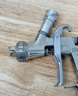 ANEST IWATA LPH400-LV4 Extreme Series HVLP Gravity Feed Spray Gun 400LV 1.6 D