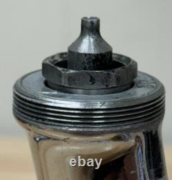 ANEST IWATA LPH400-LV4 Extreme Series HVLP Gravity Feed Spray Gun 400LV 1.6 D