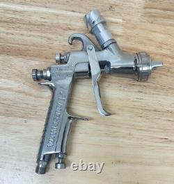 ANEST IWATA LPH400-LV4 Extreme Series HVLP Gravity Feed Spray Gun 400LV 1.6 N