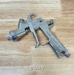 ANEST IWATA LPH400-LV4 Extreme Series HVLP Gravity Feed Spray Gun 400LV 1.6 O