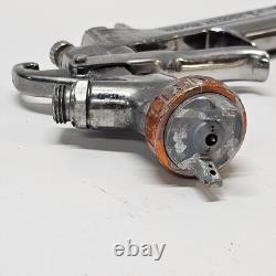 ANEST IWATA LPH-400 HVLP Gravity Fed Car Spray Gun UNTESTED AS IS INCOMPLETE