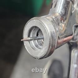 ANEST IWATA LPH-400 HVLP Gravity Fed Car Spray Gun UNTESTED AS IS INCOMPLETE