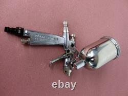 ANEST Iwata LPH-50 1.0 Spray Gun Like New HVLP with Cup