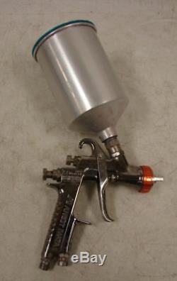 Anest Iwata HVLP Paint Spray Gun LPH-400 1.3 Japan