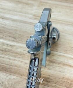Anest Iwata LPH-200 -G2 HVLP PRESSURE Feed Spray Paint Gun L200 1.2 C7