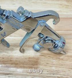 Anest Iwata LPH-200 -G2 HVLP PRESSURE Feed Spray Paint Gun L200 1.2 C7