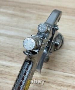 Anest Iwata LPH-200 -G2 HVLP PRESSURE Feed Spray Paint Gun L200 1.2 D1