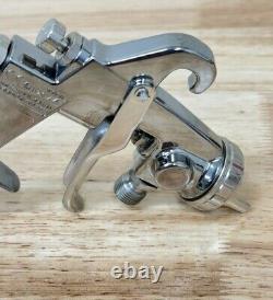 Anest Iwata LPH-200 -G2 HVLP PRESSURE Feed Spray Paint Gun L200 1.2 D1