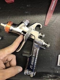 Anest Iwata LPH-400 HVLP Paint Spray Gun