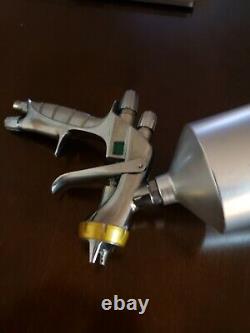 Anest Iwata LS-400 Pininfarina HVLP Spray Gun Withcup Excellent Condition