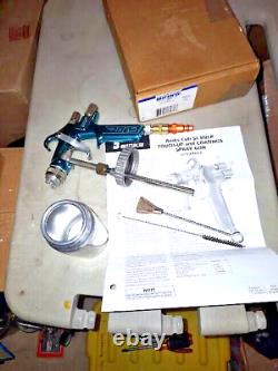 Binks Cub SL HVLP Spray Gun with 8oz Siphon Cup 7011-3502-3
