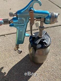 Binks MACH 1 HVLP BBR 95P Spray Gun With Quart Paint Sprayer Pressure Cup