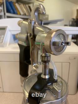 CAPspray Maxum II HVLP Non-bleeder Spray gun with BINKS gun cup