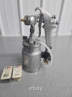 Devilbiss Jghv 531 Pressure Feed Hvlp Gun Comes With Multiple Air Caps