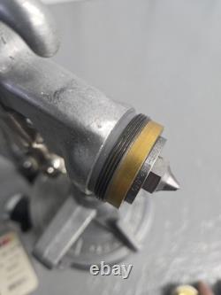 Devilbiss Jghv 531 Pressure Feed Hvlp Gun Comes With Multiple Air Caps