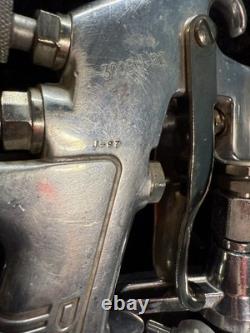 Devilbiss Jghv 531 Pressure Feed Hvlp Gun Comes With Multiple Air Caps