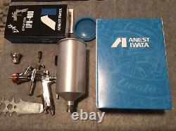 IWATA 5660 LPH400-LVX Extreme HVLP Gravity Feed Spray Gun 1.3 mm With1000ml Cup
