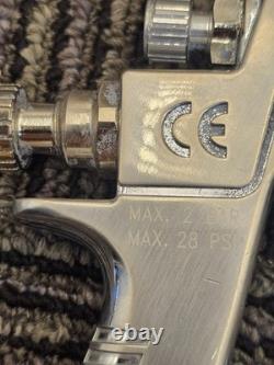 PRO-TEK 4000 Series HVLP Gravity Feed Spray Gun 1.3 mm 600 mL Cup