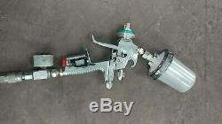 SATA JET3000HVLP DIGITAL1.3 Very good condition. Geometric accurate spray paint