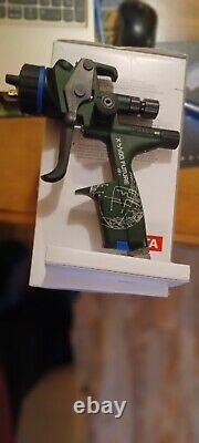 Sata 1158866 FUTURE X5500 HVLP Limited Edition Spray Gun, 1.3 O, withRPS Cups