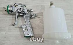 Sata satajet 3000 b digital spray gun 1.5 HVLP + brand new spraygun cup