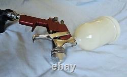 Snap On Excalibur HVLP H. O. Gravity Feed Spray gun Red USA Made