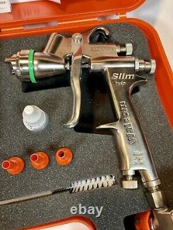 Walcom HVLP Slim 1.7 spray gun with repair kit, case, Gauge & Reg, & Cup NEW