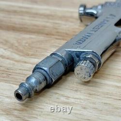 ANEST IWATA LPH400-LV4 Série Extreme HVLP Pistolet de pulvérisation par alimentation par gravité 400LV 1.5 J