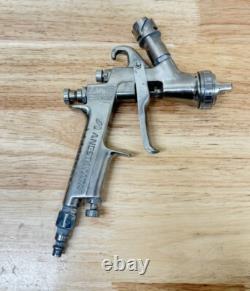 ANEST IWATA LPH400-LV4 Série Extrême Pistolet de Peinture HVLP à Gravité 400LV 1.5 G