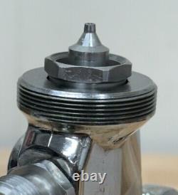Anest Iwata LPH-200 -G2 Pistolet à peinture HVLP à alimentation par pression L200 1.2 D2