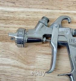 Pistolet à peinture ANEST IWATA LPH400-LV4 Extreme Series HVLP à alimentation par gravité 400LV 1.5 K