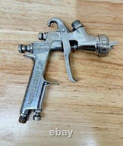 Pistolet à peinture ANEST IWATA LPH400-LV4 Extreme Series HVLP à gravité 400LV 1.6 C