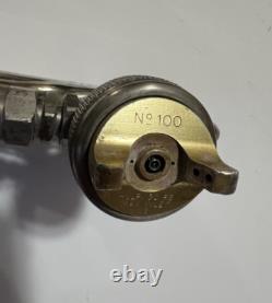 Pistolet à peinture DeVilbiss GTi HVLP et godet à aspiration Sharpe 450