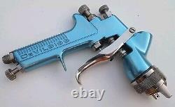 Pistolet à peinture Devilbiss GTI W 1.3 avec casquette d'air 115 HVLP et gobelet / pot de pistolet tout neuf