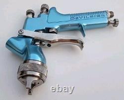 Pistolet à peinture Devilbiss GTI W 1.3 avec casquette d'air 115 HVLP et gobelet / pot de pistolet tout neuf