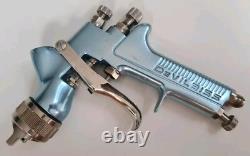 Pistolet à peinture Devilbiss GTI W 1.4 avec capot d'air 115 HVLP et godet / pot de pistolet neuf.