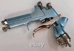 Pistolet à peinture Devilbiss GTI W 1.4 avec capot d'air 115 HVLP et godet / pot de pistolet neuf.