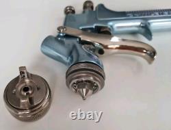 Pistolet à peinture Devilbiss GTI W 1.4 avec capot d'air 115 HVLP et godet / pot de pistolet neuf.