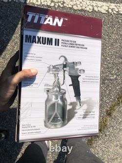Pistolet à peinture HVLP Titan Maxum II en acier inoxydable à alimentation sous pression