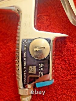 Pistolet à peinture SATAJet SATA Jet 3000 HVLP Édition Numérique 1.5 Tip avec godet FAITES UNE OFFRE