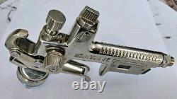 Pistolet à peinture Sata satajet 2000 b 1.3 HVLP numérique + godet de pistolet à peinture tout neuf