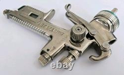 Pistolet à peinture Sata satajet 2000 b 1.3 HVLP numérique + godet de pistolet à peinture tout neuf